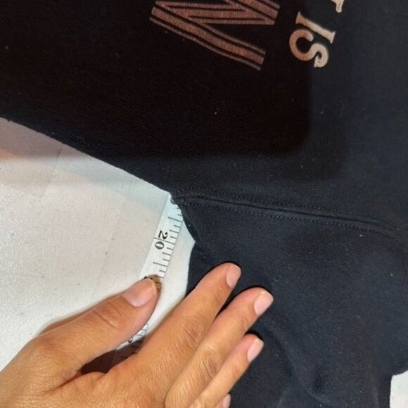 Gildan Women's Hamilton Fleece Long Sleeve Pull Over Sweatshirt Black Size Small - Picture 7 of 8